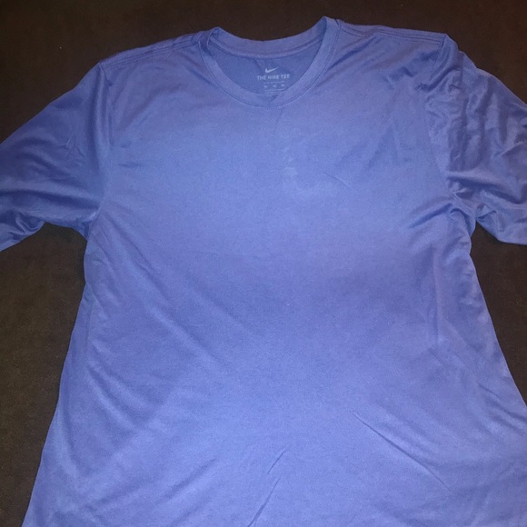 Nike NWOT Size:XLT L/S Dri-fit Polyester Columbia Blue Athletic Cut - Picture 4 of 10
